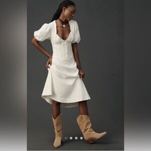 Maeve Short-Sleeve Linen Corset
A-Line Midi Dress